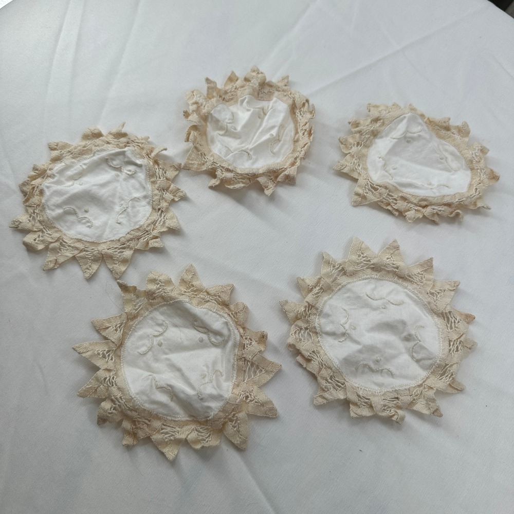Vintage Hand Embroidered Lace Sunburst Coasters Set of 5‎ Cottagecore